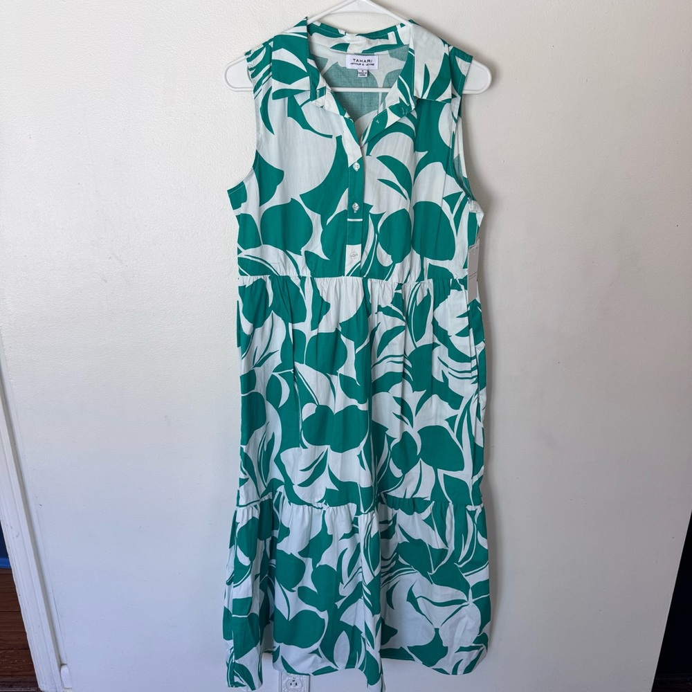 Tahari Arthur S. Levine Green and White Floral Maxi Dress size small NEW! - Picture 2 of 11